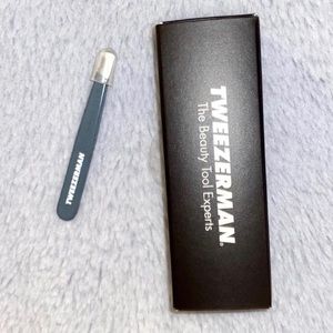 TWEEZERMAN: Micro Mini Slant Tweezer Beauty Tool for Brows